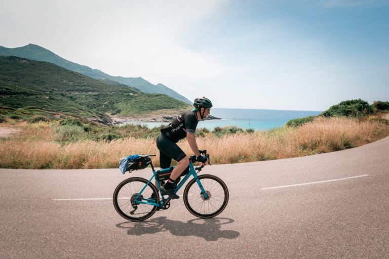 BikingMan Corsica 2023 Jour 4 : Entre solidarité et persévérance, les derniers kilomètres des héros de l’Île de Beauté